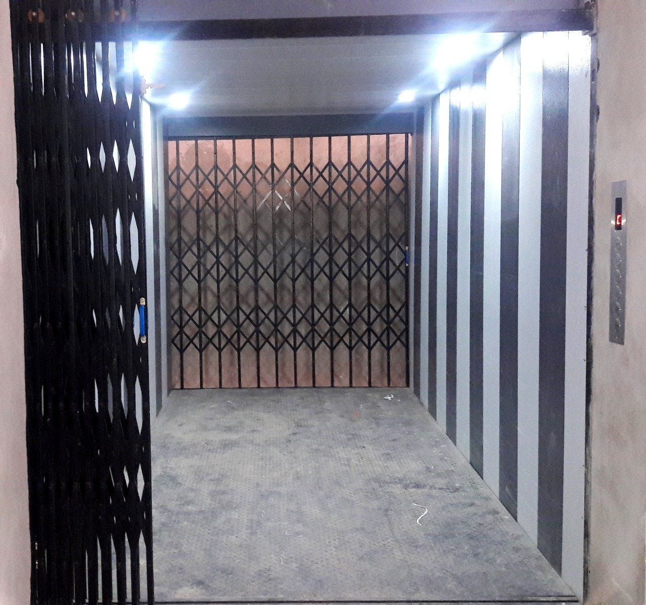 Elevator Manufacturer in Delhi